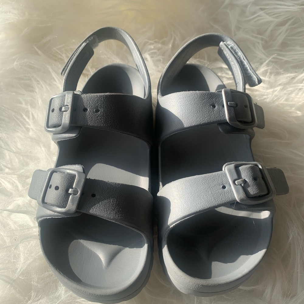 Cat & Jack Sandals